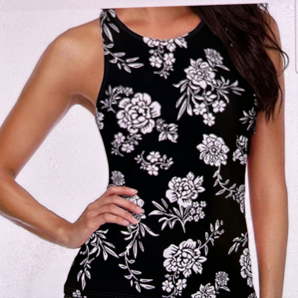 NEW Womens Sz Medium Beach Pool Black Floral Built In Bra Tankini Swim Top